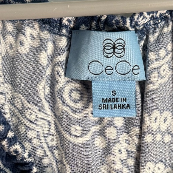 CeCe Blue and White Top Size Small - Picture 3 of 8